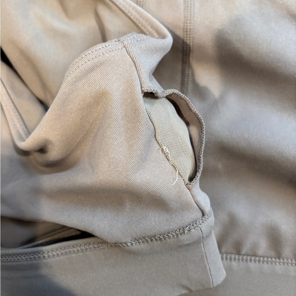 Fabletics Taupe Seamless Racerback Sports Bra - Picture 4 of 4